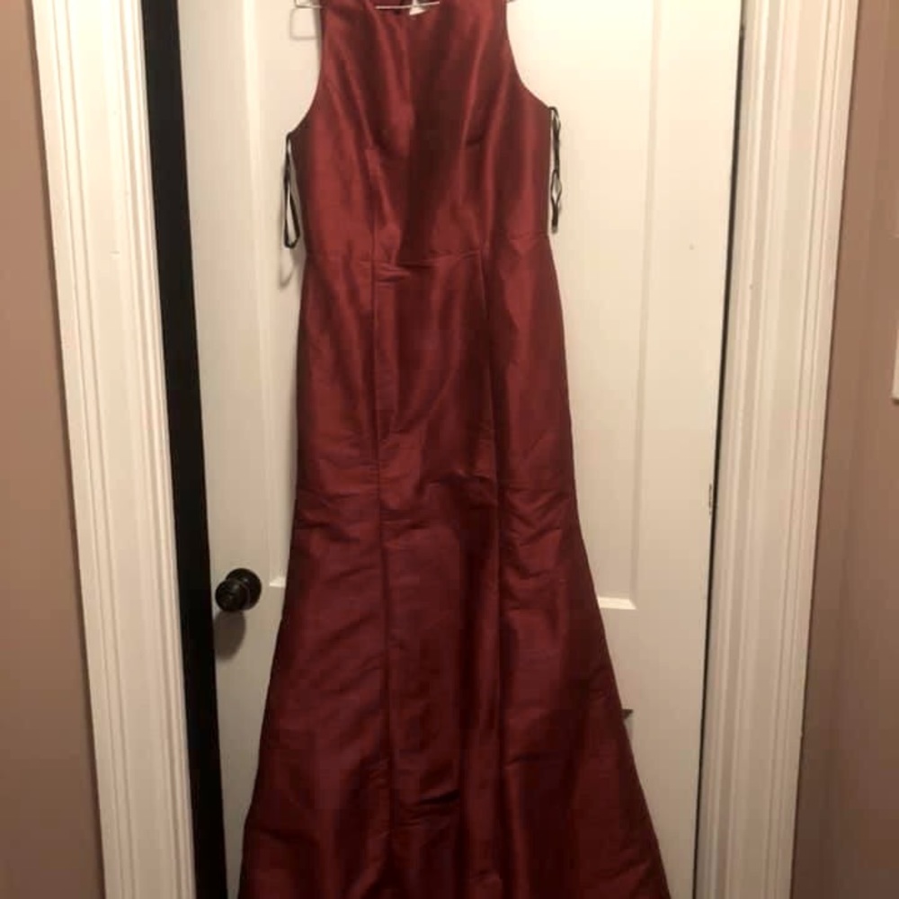 Burgundy Nordstrom Formal Dress with back cutout